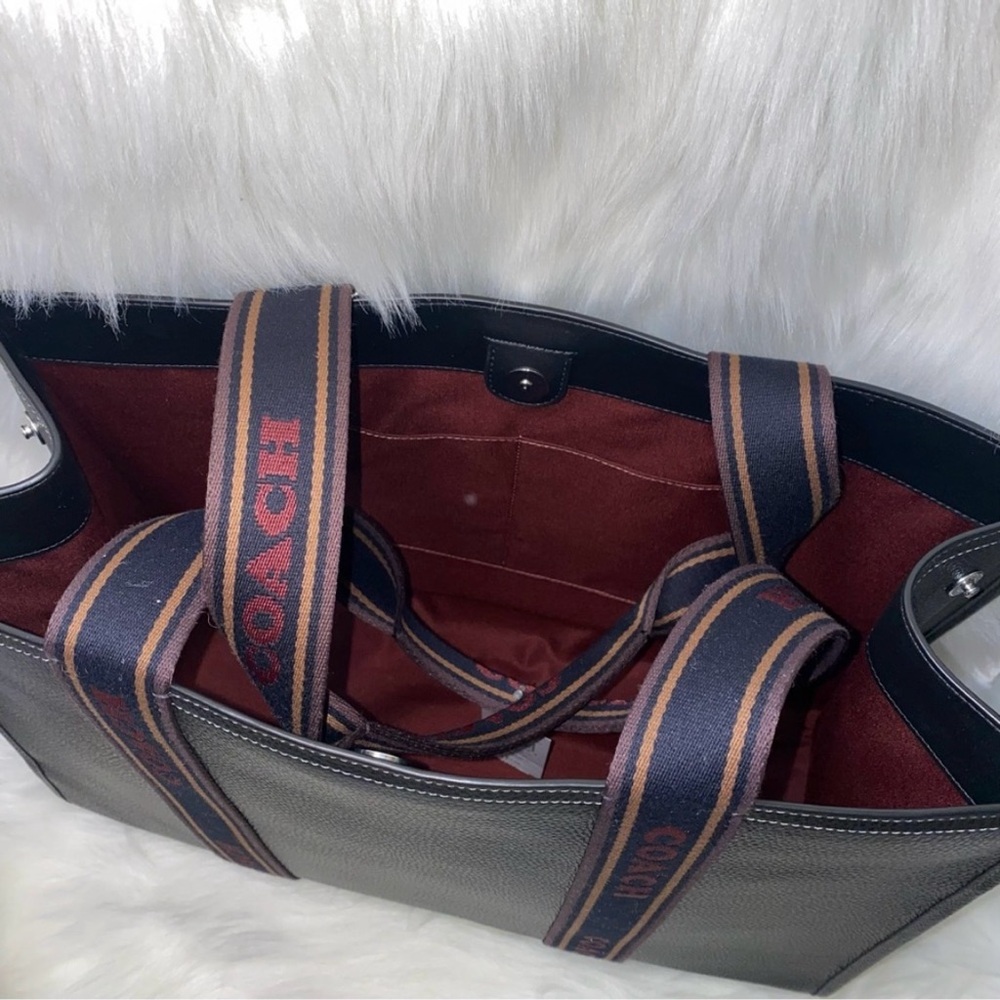 Coach Large Smith Tote New with tags - Picture 8 of 16